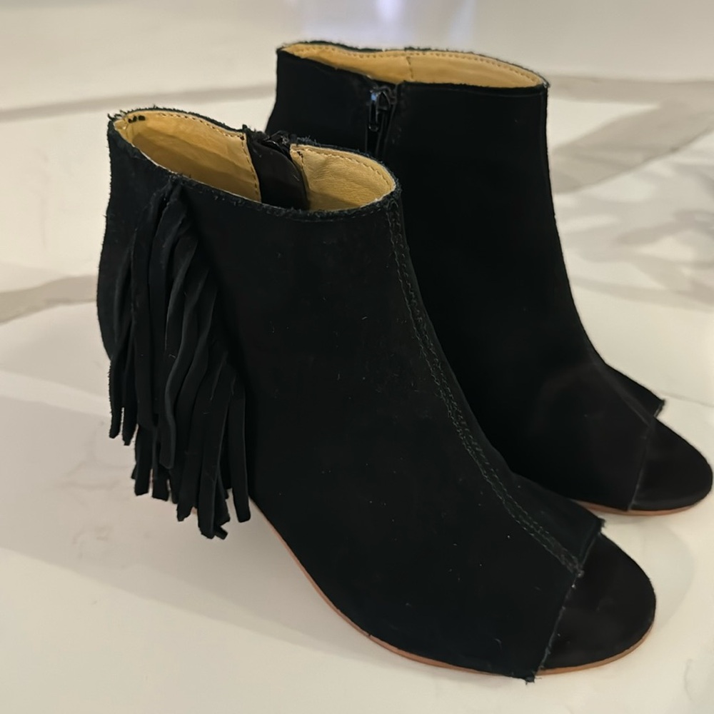 Kensie suede‎ booties